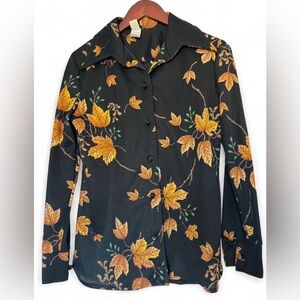Vintage 70s Dagger Collar Maple Leaf Button-Up, Size 10, Retro, Novelty Print